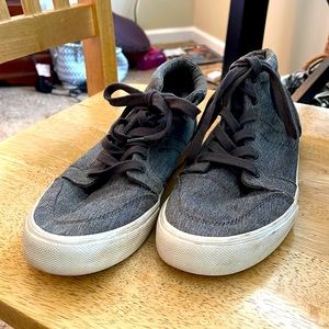 Old Navy Casual Hightop Sneakers